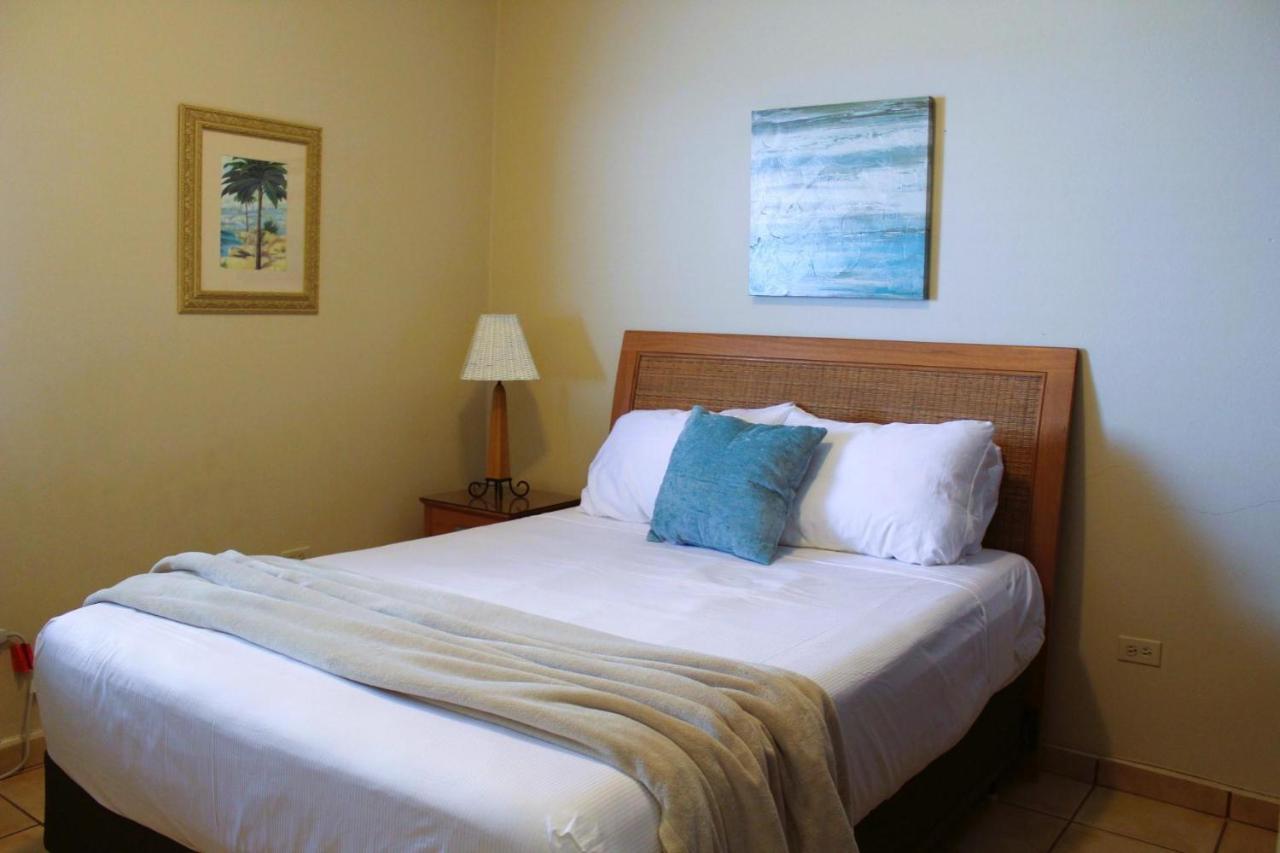 Beachfront 2 Bdr Unit At Victoria Del Mar 4E 林康 外观 照片